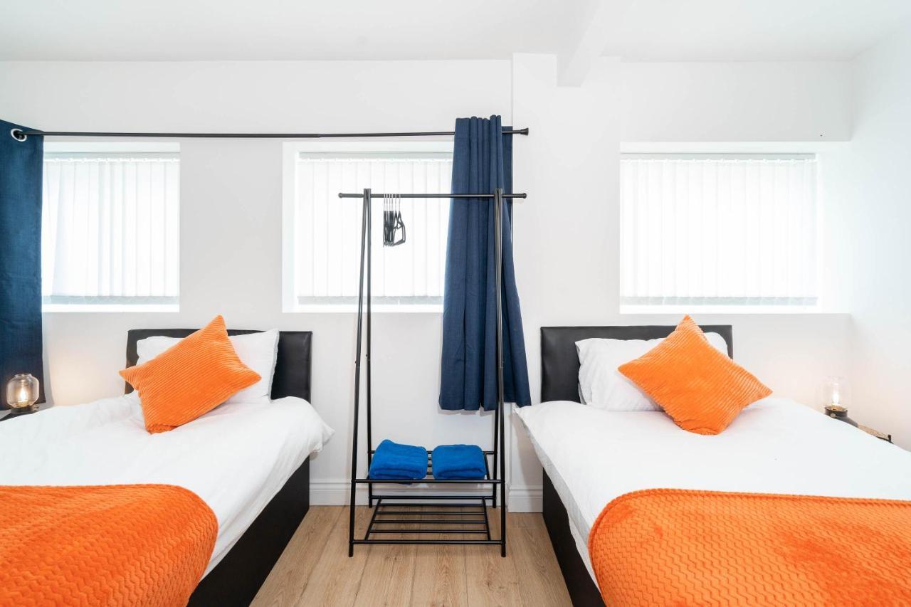 2 Bedroom Loft And Spacious Apt- One Choice Stays- Jq Birmingham Esterno foto
