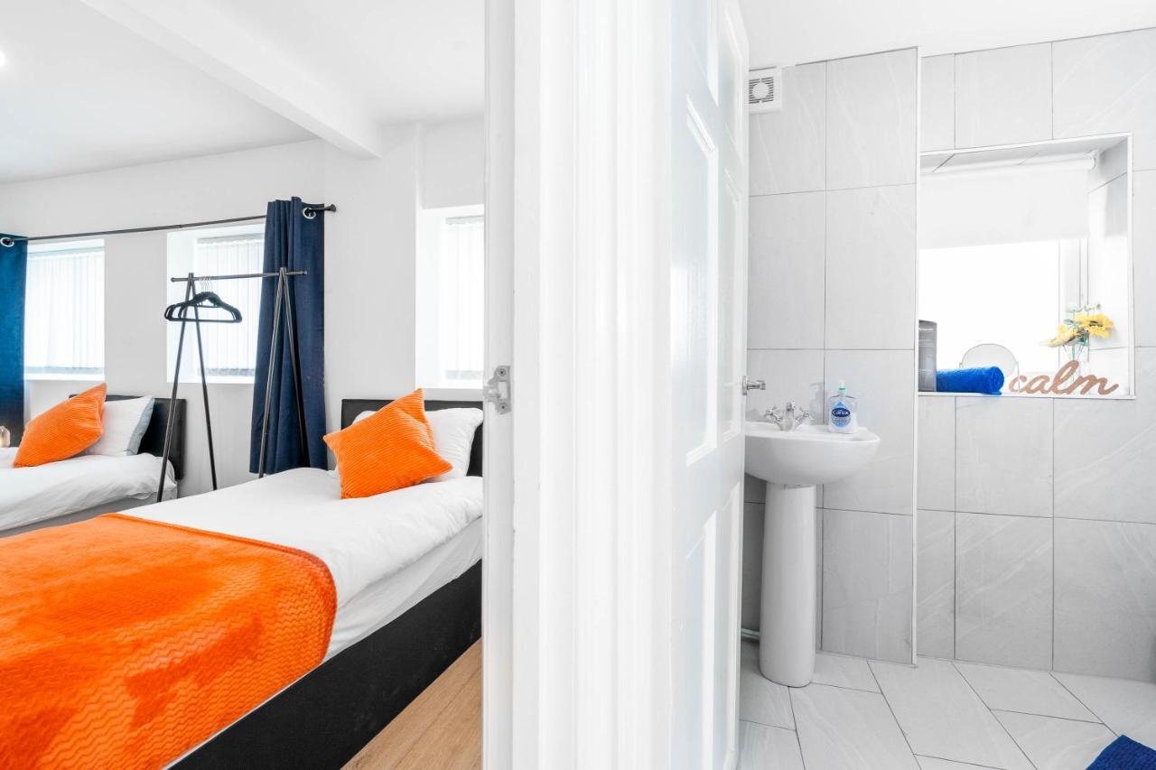 2 Bedroom Loft And Spacious Apt- One Choice Stays- Jq Birmingham Esterno foto